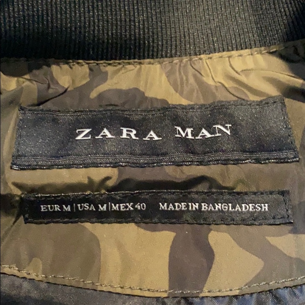 VEST - Picture 3 of 3
